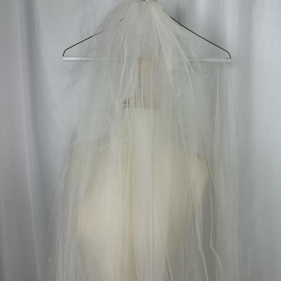 Estee Couture Ivory Soft Tulle Cathedral Veil 120 Inches - Picture 3 of 3